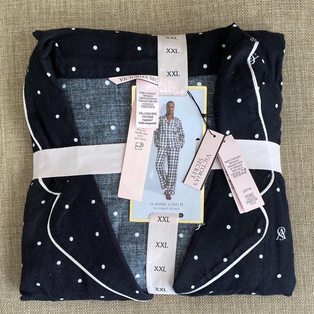 Victoria's Secret Dark Blue Polka Dot Pajama Set